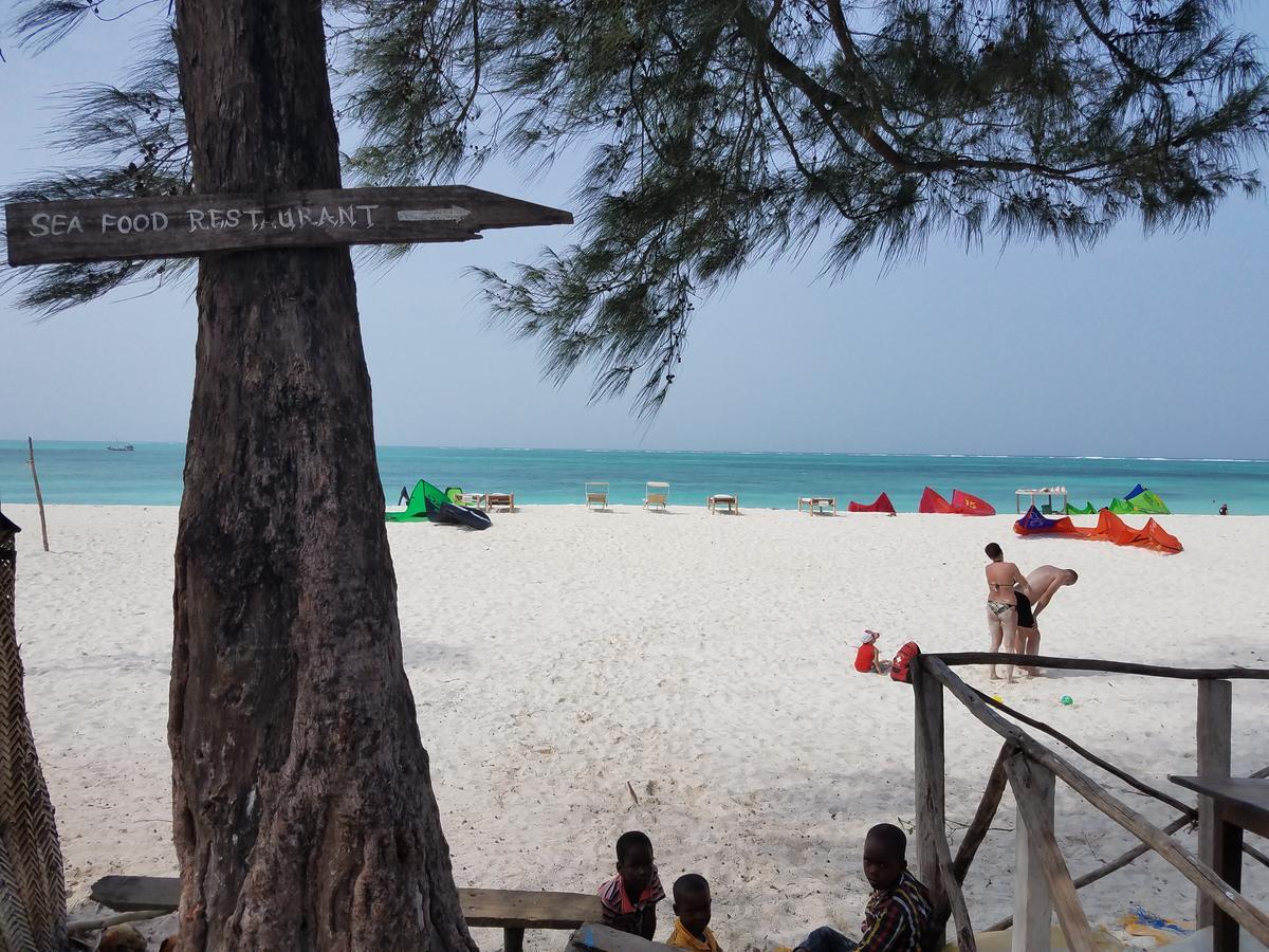 Baraka Aquarium Bungalows Nungwi Buitenkant foto