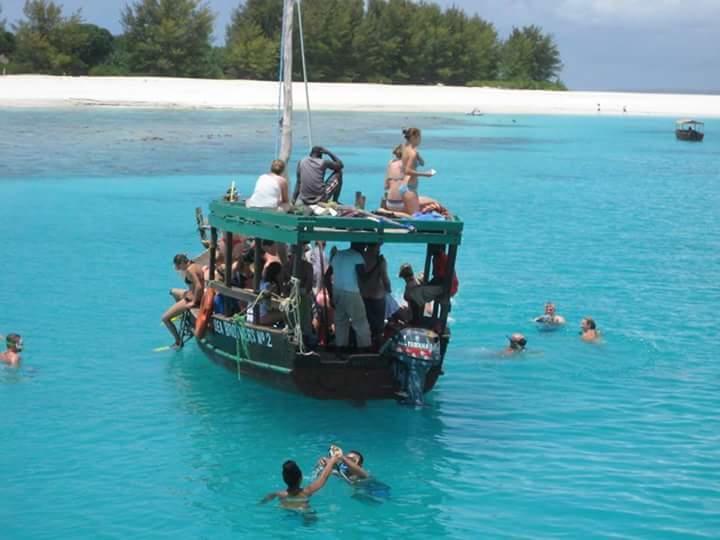 Baraka Aquarium Bungalows Nungwi Buitenkant foto