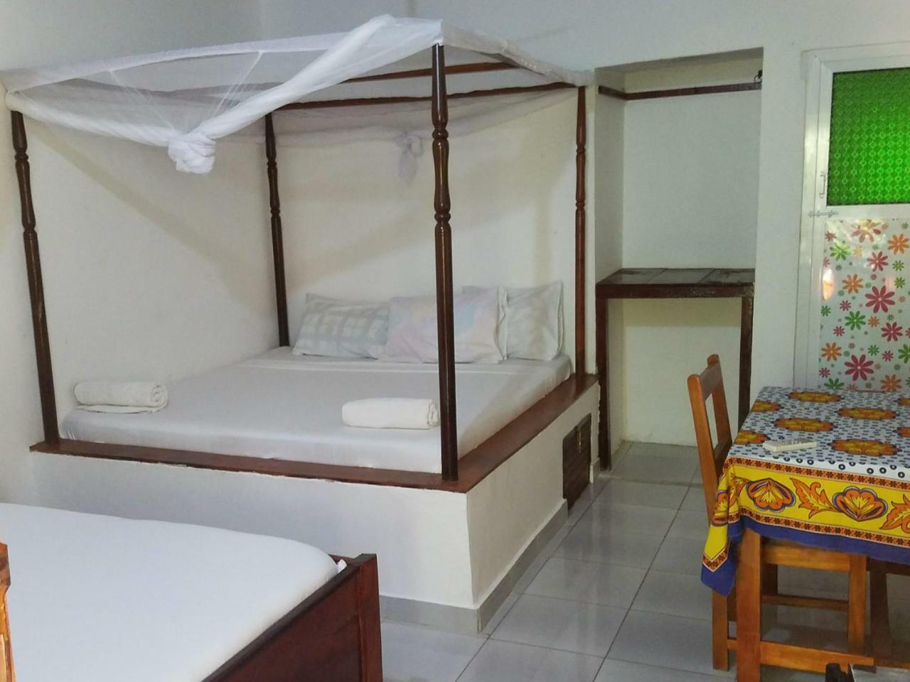 Baraka Aquarium Bungalows Nungwi Buitenkant foto